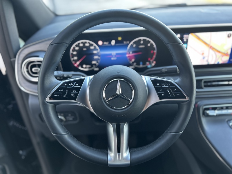 Image Mercedes-Benz CLASSE V 300 d AVANTGARDE Extra long 8 Places 68990HT