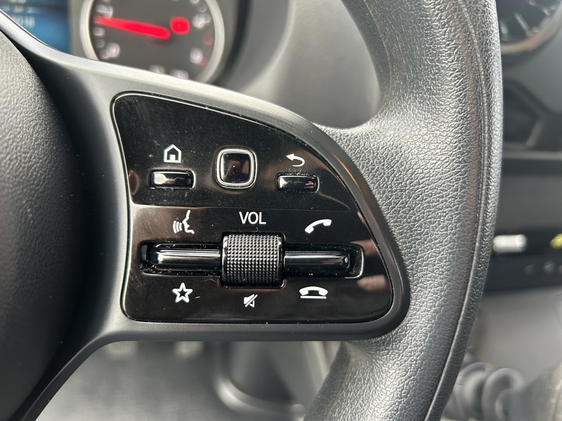 Image Mercedes-Benz SPRINTER 314 CDI Fourgon Toit Sureleve  Pack Led - Apple CarPlay 26900HT