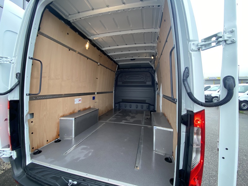 Image Mercedes-Benz SPRINTER 317 CDI Fg 170CV Boite Auto Apple Carplay 39900HT