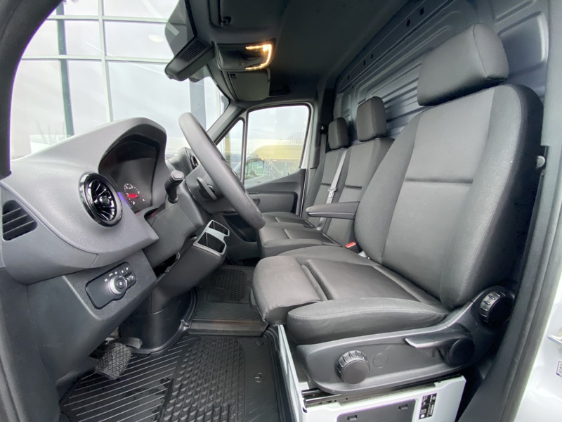 Image Mercedes-Benz SPRINTER 317 CDI Fg 170CV Boite Auto Apple Carplay 39900HT