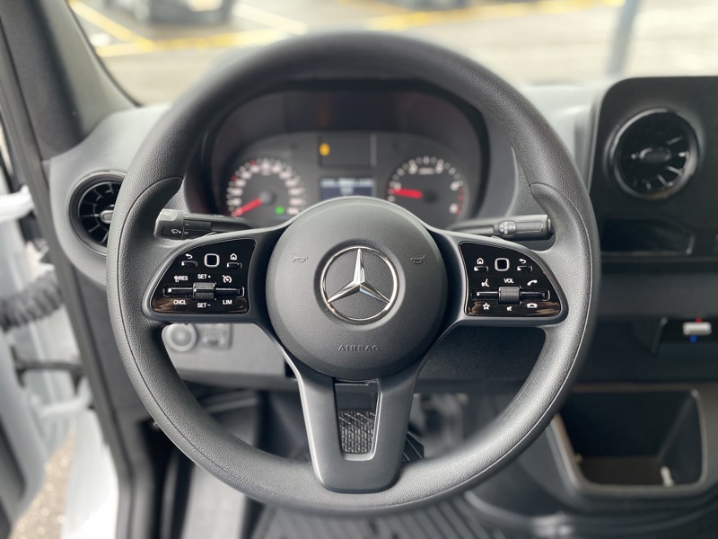 Image Mercedes-Benz SPRINTER 317 CDI Fg 170CV Boite Auto Apple Carplay 39900HT