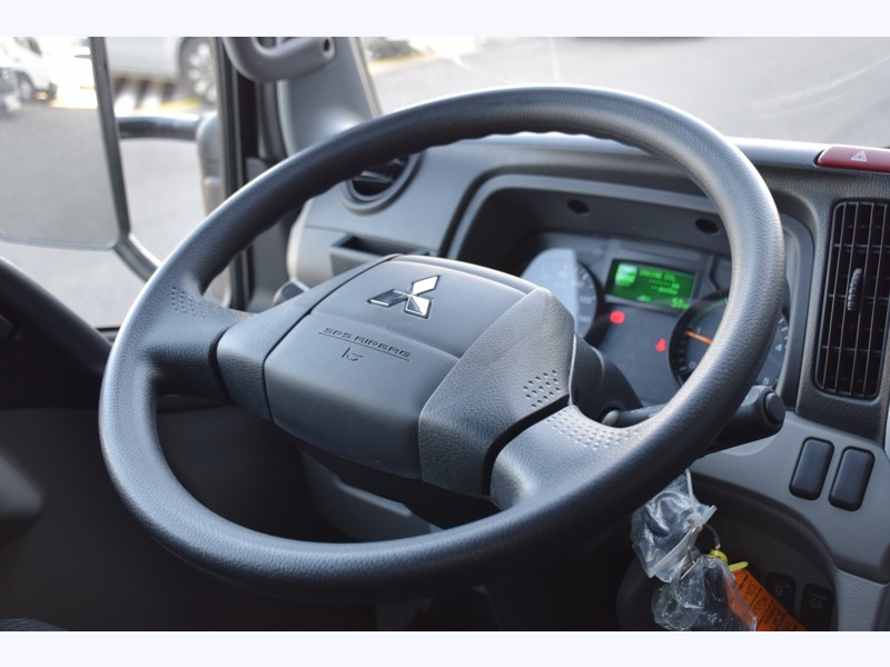 Mitsubishi FUSO CANTER NEUF 3C15M25 Benne /  145ch - BVM  - 39 200€ HT