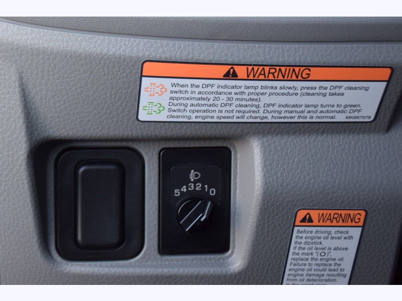 Mitsubishi FUSO CANTER NEUF 3C15M25 Benne /  145ch - BVM  - 39 200€ HT