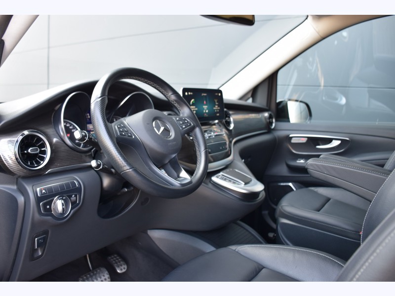 Image Mercedes-Benz CLASSE V V 300 d XL  / L3  -  8 places - Avantgarde  - 54 990€ HT