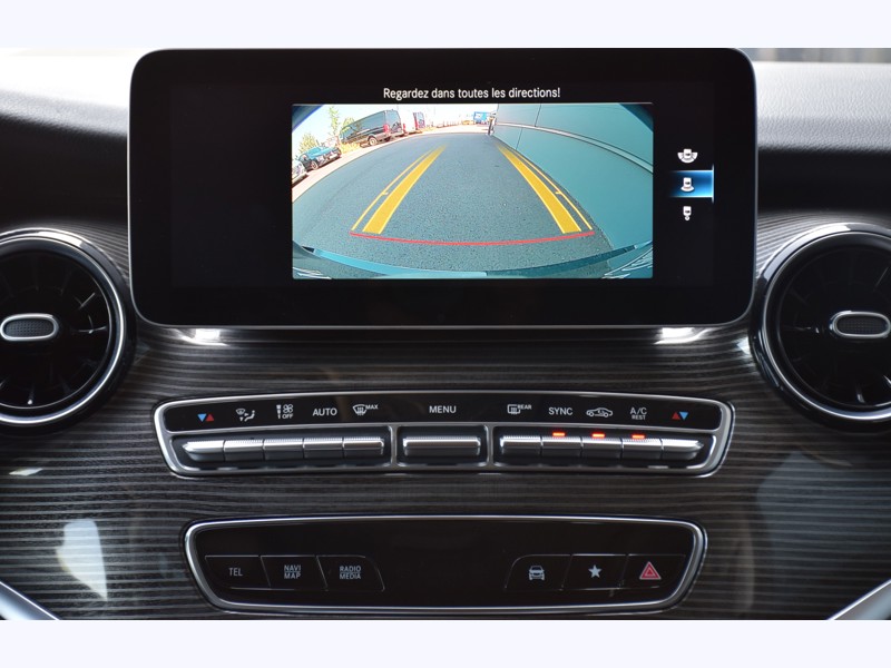 Image Mercedes-Benz CLASSE V V 300 d XL  / L3  -  8 places - Avantgarde  - 54 990€ HT