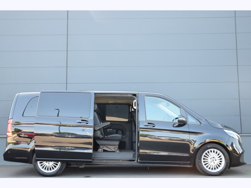 Image Mercedes-Benz CLASSE V V 300 d XL  / L3  -  8 places - Avantgarde  - 54 990€ HT