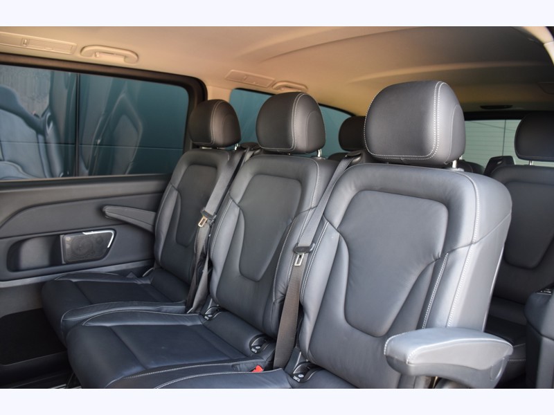 Image Mercedes-Benz CLASSE V V 300 d XL  / L3  -  8 places - Edition  - 55 990€ HT