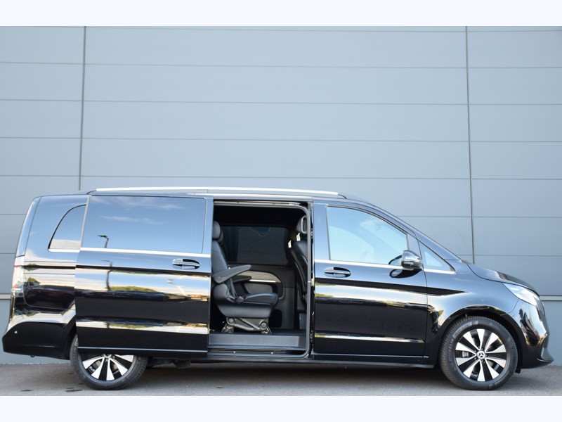 Image Mercedes-Benz CLASSE V V 300 d XL / L3 - 8 places - Avantgarde  - 68 990€ HT