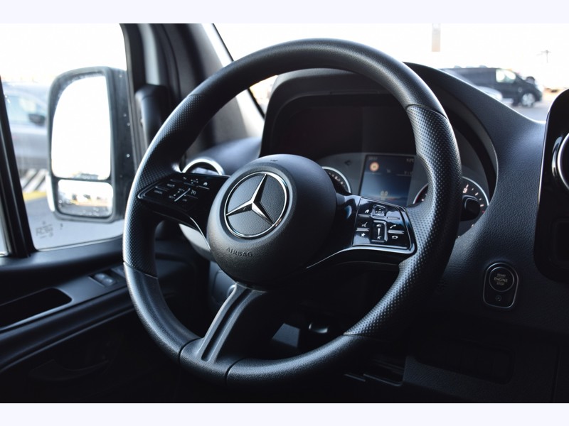 Image Mercedes-Benz SPRINTER 317 CDI 43S / L3H2 14m2   - 38 990€ HT