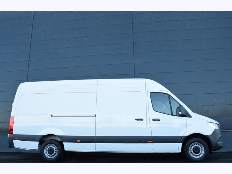 Image Mercedes-Benz SPRINTER 317 CDI 43S / L3H2 14m2   - 38 990€ HT