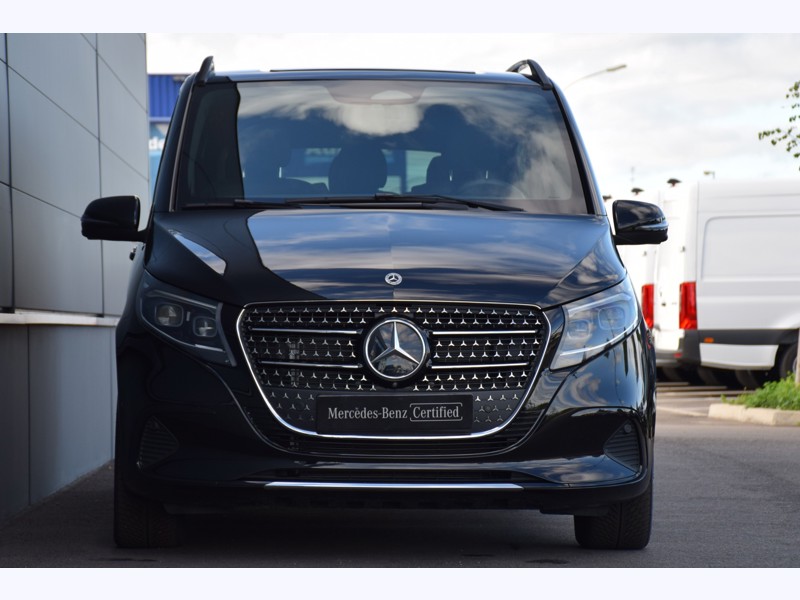 Image Mercedes-Benz CLASSE V V 300 d XL / L3 - 8 places - Avantgarde  - 68 490 € HT