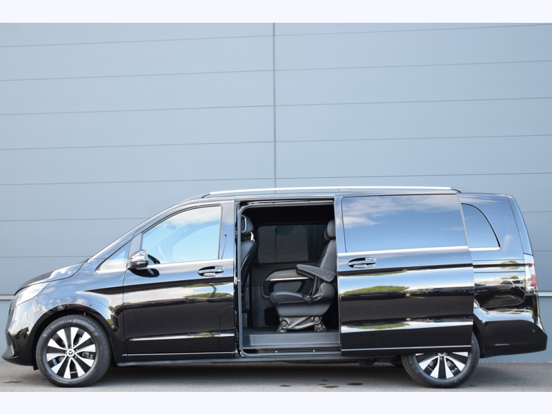 Image Mercedes-Benz CLASSE V V 300 d XL / L3 - 8 places - Avantgarde  - 68 490 € HT