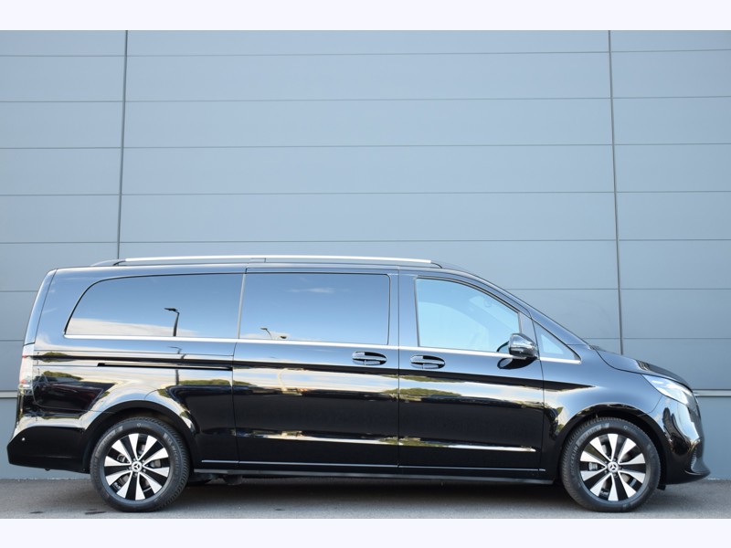 Image Mercedes-Benz CLASSE V V 300 d XL / L3 - 8 places - Avantgarde  - 68 490 € HT