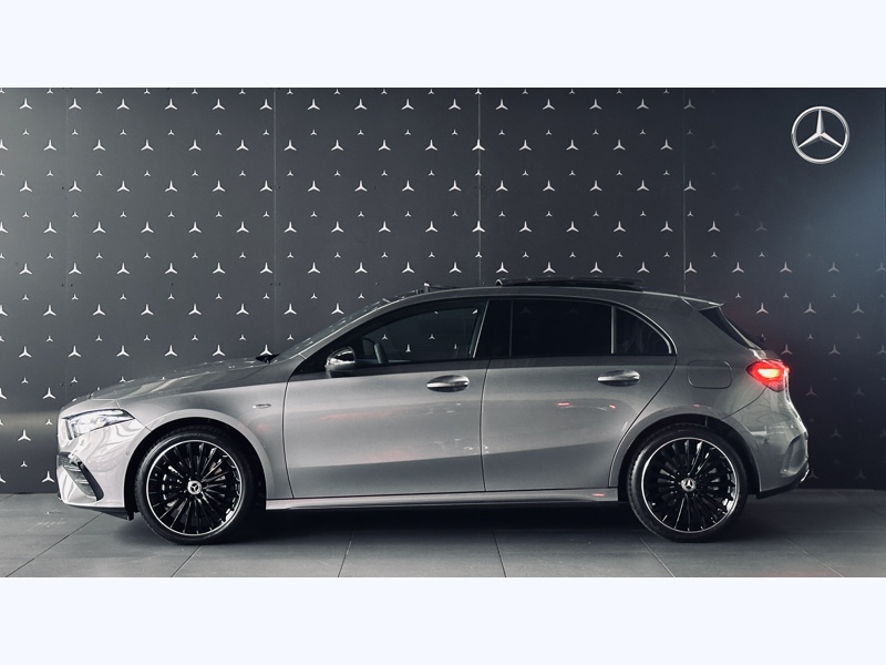 Image Mercedes-Benz CLASSE A 250 e Hybrid EQ Star Edition AMG Line 1770 Classe A 250 e Hybrid EQ Star Edition