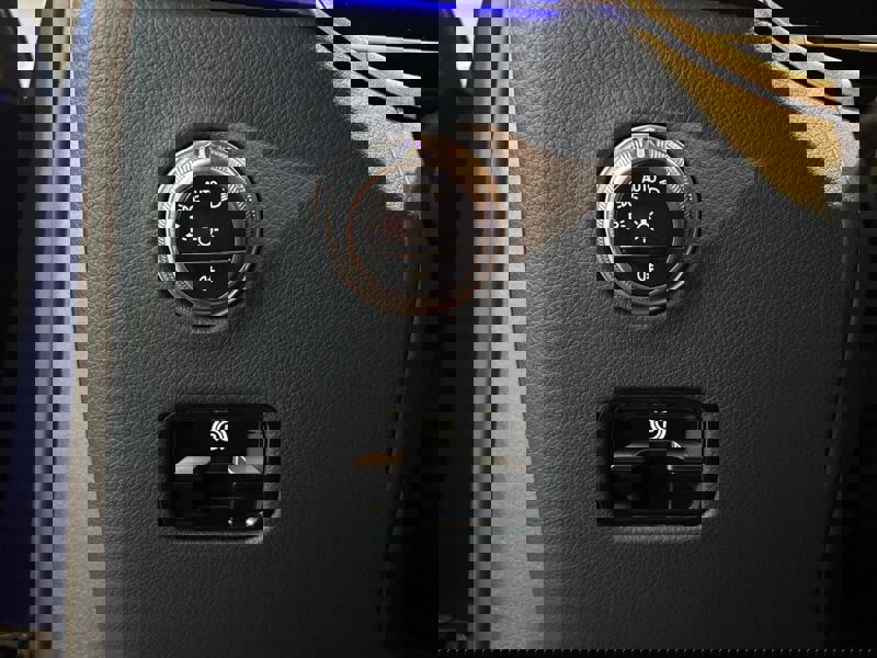 Image Mercedes-Benz GLC SUV GLC 400 e  Hybrid EQ 4MATIC AMG Line +  2546 GLC?400 e  Hybrid EQ 4MATIC AMG Line +