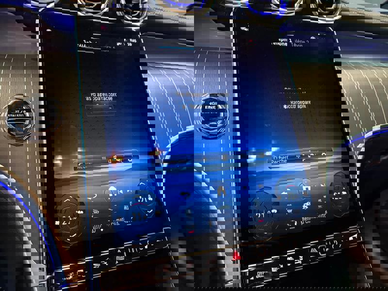 Image Mercedes-Benz GLC SUV GLC 400 e  Hybrid EQ 4MATIC AMG Line +  2546 GLC?400 e  Hybrid EQ 4MATIC AMG Line +