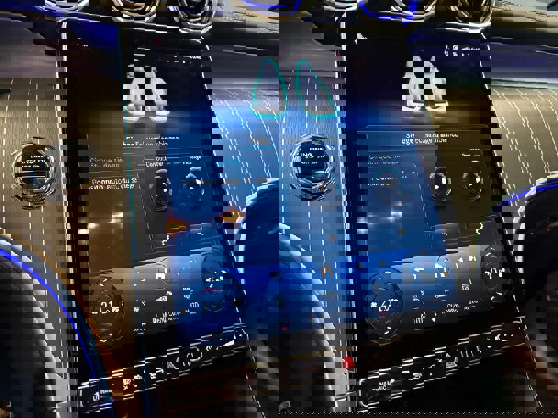 Image Mercedes-Benz GLC SUV GLC 400 e  Hybrid EQ 4MATIC AMG Line +  2546 GLC?400 e  Hybrid EQ 4MATIC AMG Line +