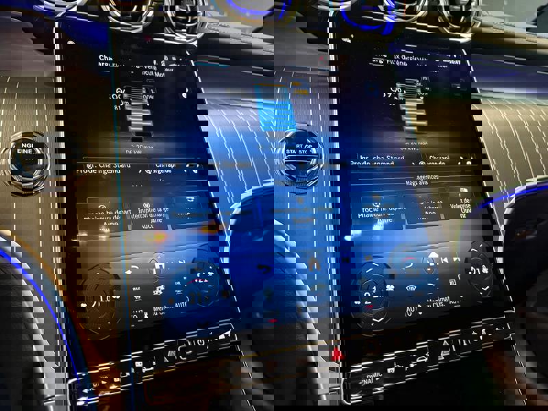 Image Mercedes-Benz GLC SUV GLC 400 e  Hybrid EQ 4MATIC AMG Line +  2546 GLC?400 e  Hybrid EQ 4MATIC AMG Line +