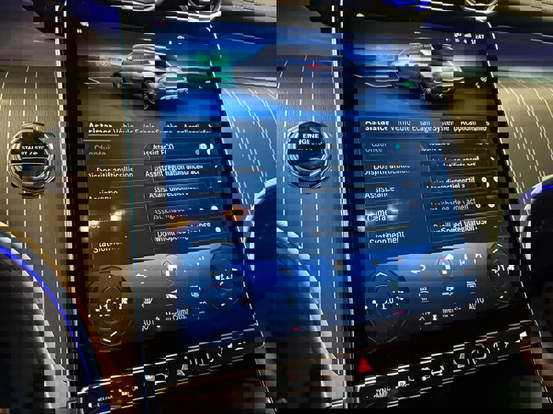 Image Mercedes-Benz GLC SUV GLC 400 e  Hybrid EQ 4MATIC AMG Line +  2546 GLC?400 e  Hybrid EQ 4MATIC AMG Line +