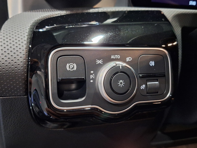 Image Mercedes-Benz CLA SHOOTING BRAKE CLA 200 d Shooting Brake AMG Line  1186 CLA 200 d Shooting Brake