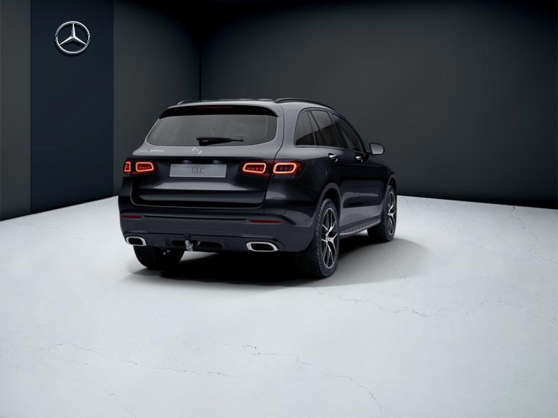 Image Mercedes-Benz GLC SUV GLC 300 de 4MATIC SUV AMG Line  