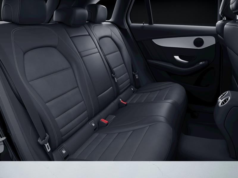 Image Mercedes-Benz GLC SUV GLC 300 de 4MATIC SUV AMG Line  