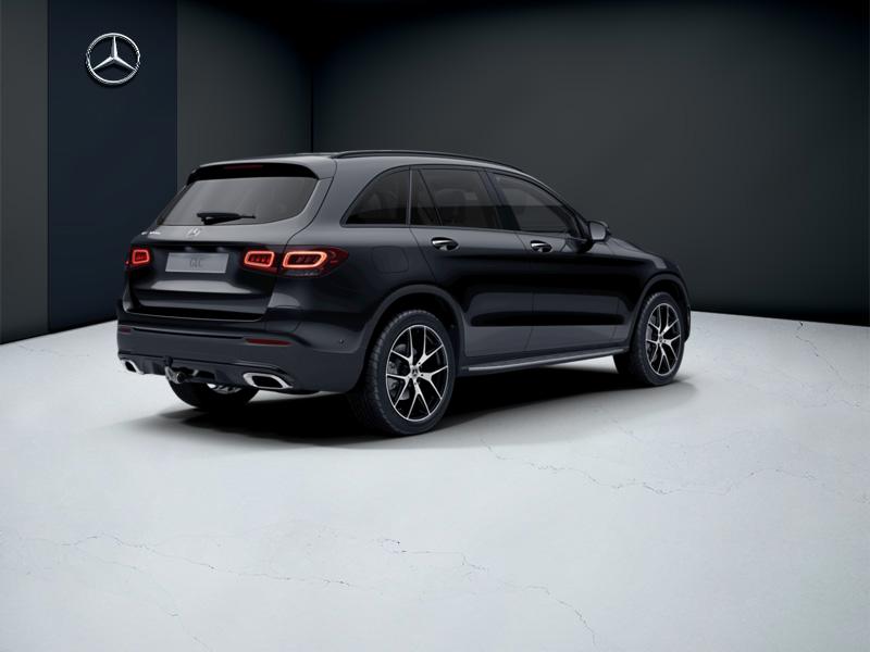 Image Mercedes-Benz GLC SUV GLC 300 de 4MATIC SUV AMG Line  