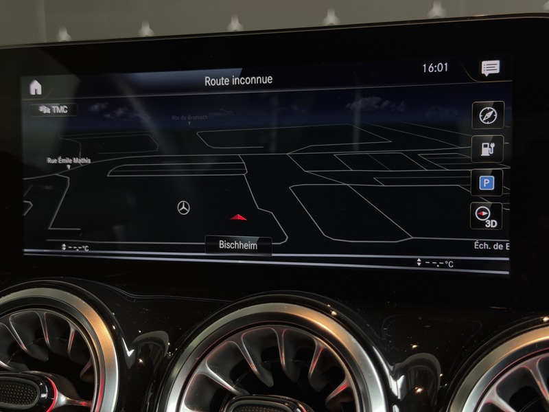 Image Mercedes-Benz EQB 350 4MATIC AMG Line  