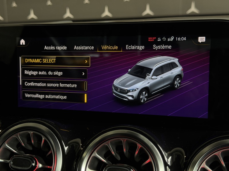 Image Mercedes-Benz EQB 350 4MATIC AMG Line  