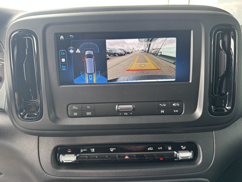 Image Mercedes-Benz VITO e 112 Fourgon Long 48900€HT VITO eVito Fourgon 60 kWh LG