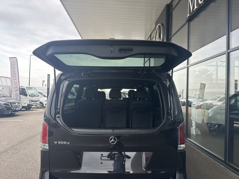 Image Mercedes-Benz CLASSE V V 300 d AVANTGARDE Extra long 69900€HT AVANTGARDE 