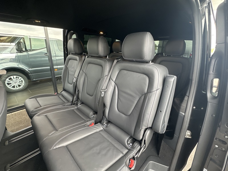 Image Mercedes-Benz CLASSE V V 300 d AVANTGARDE Extra long 69900€HT AVANTGARDE 