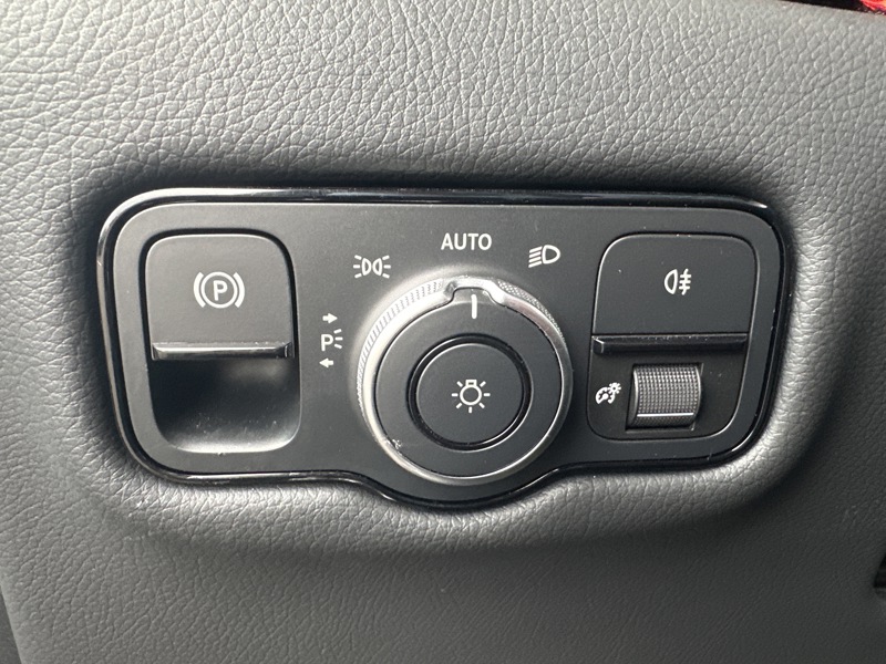 Image Mercedes-Benz CLASSE V V 300 d AVANTGARDE Extra long 69900€HT AVANTGARDE 