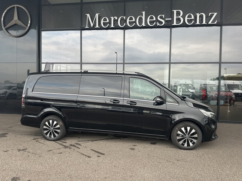 Image Mercedes-Benz CLASSE V V 300 d AVANTGARDE Extra long 69900€HT AVANTGARDE 