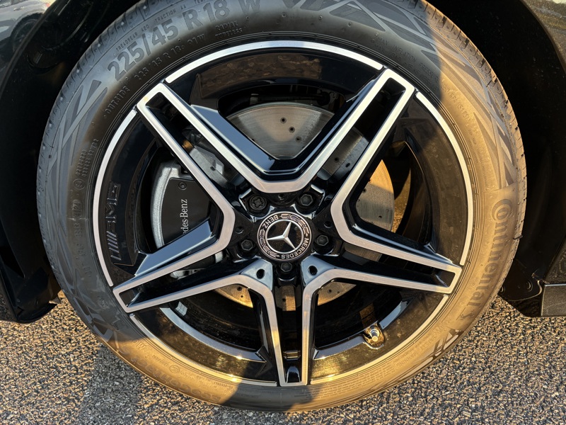 Image Mercedes-Benz CLA SHOOTING BRAKE 200 d AMG Line 