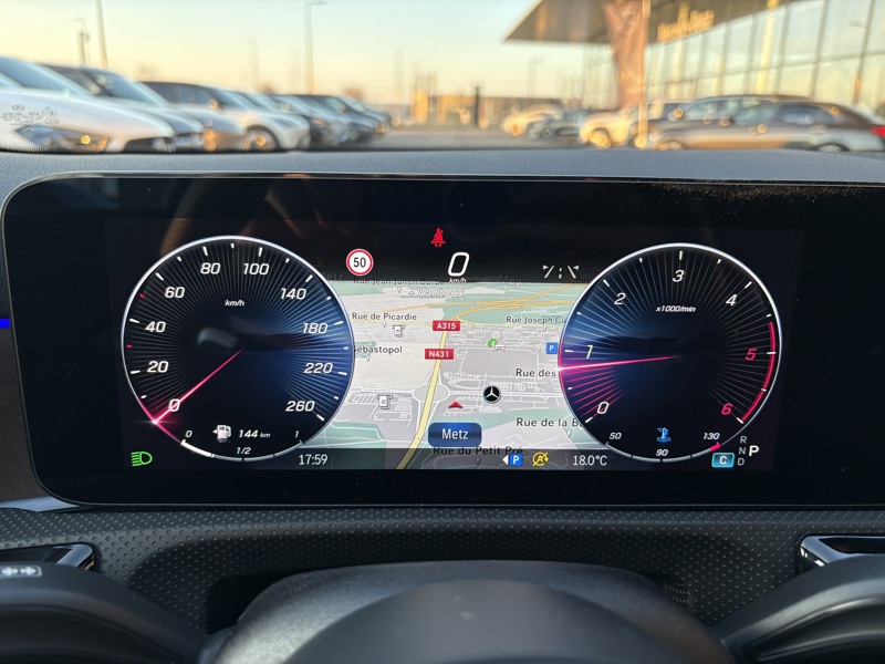 Image Mercedes-Benz CLA SHOOTING BRAKE 200 d AMG Line 