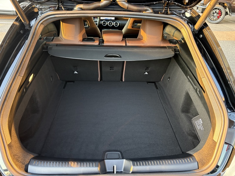 Image Mercedes-Benz CLA SHOOTING BRAKE 200 d AMG Line 