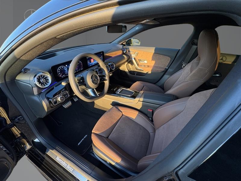 Image Mercedes-Benz CLA SHOOTING BRAKE 200 d AMG Line 