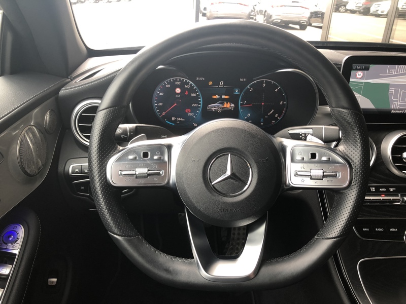 Image Mercedes-Benz CLASSE C CABRIOLET Classe C 220 d Cabriolet AMG Line  CLASSE C/205 (2054) Classe C 220 d Cabriolet AMG Line