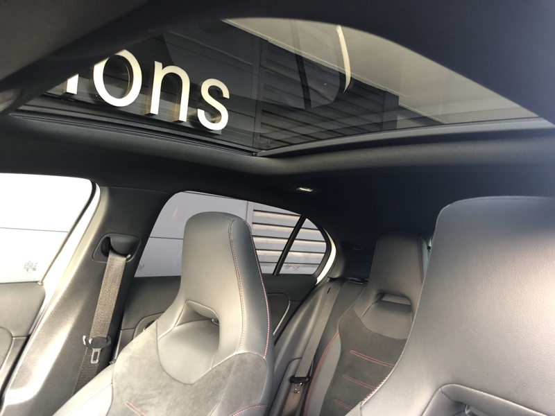 Image Mercedes-Benz CLASSE A 180 AMG Line AMG Line 1770 Classe A 180 AMG Line