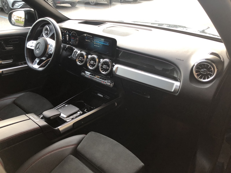 Image Mercedes-Benz GLB 200 d AMG Line AMG Line 