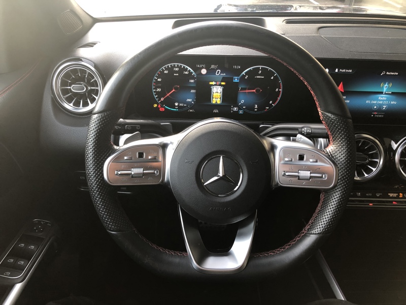 Image Mercedes-Benz GLB 200 d AMG Line AMG Line 