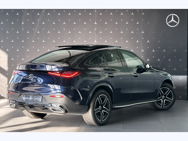 Image Mercedes-Benz GLC COUPÉ GLC 300 e Hybrid EQ 4MATIC Coupé AMG Line  