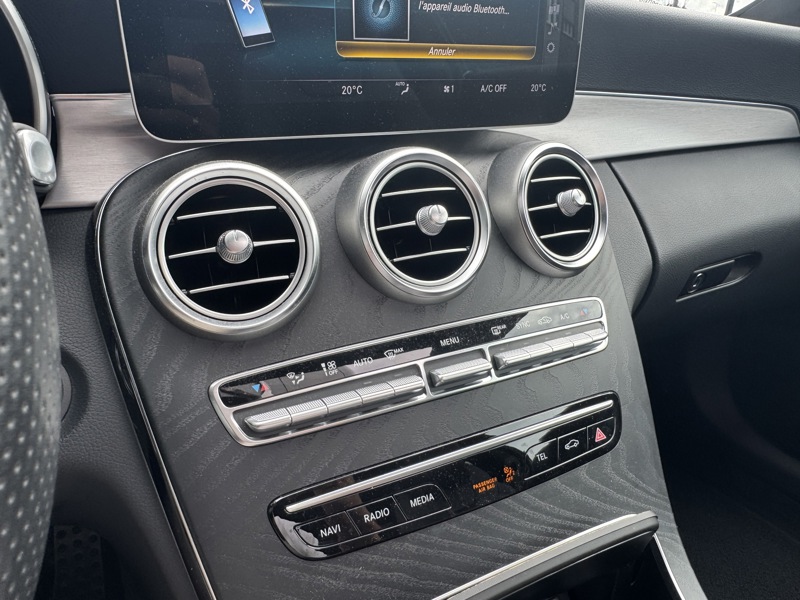 Image Mercedes-Benz CLASSE C COUPÉ Classe C 220 d Coupé AMG Line  