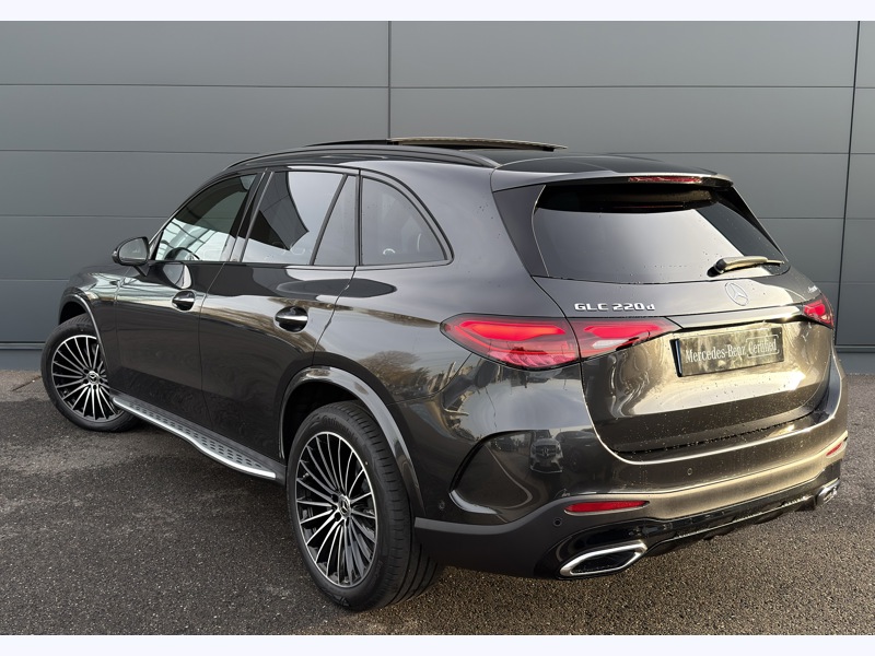 Image Mercedes-Benz GLC SUV GLC 220 d 4MATIC AMG Line  2546 GLC 220 d 4MATIC AMG Line