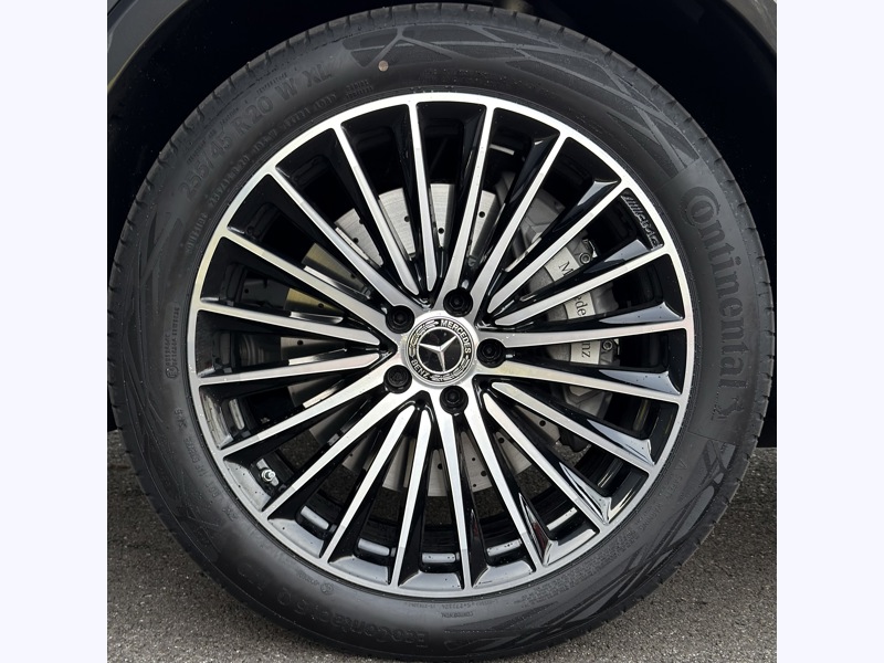 Image Mercedes-Benz GLC SUV GLC 220 d 4MATIC AMG Line  2546 GLC 220 d 4MATIC AMG Line