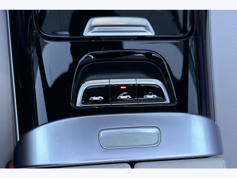 Image Mercedes-Benz CLE CABRIOLET CLE 220 d AMG Line Cabriolet  