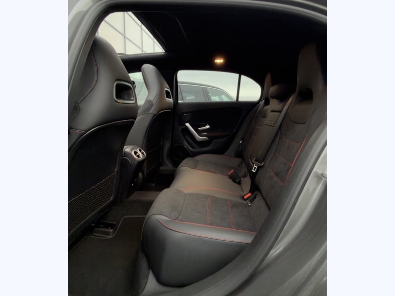 Image Mercedes-Benz CLASSE A 250 e Hybrid EQ AMG Line AMG Line 1770 Classe A 250 e AMG Line