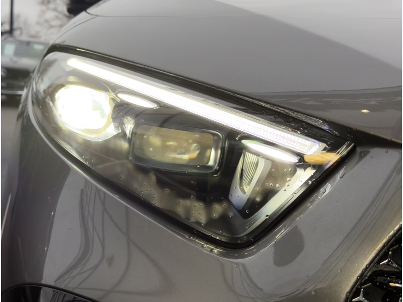 Image Mercedes-Benz CLASSE A 250 e Hybrid EQ AMG Line AMG Line 1770 Classe A 250 e AMG Line