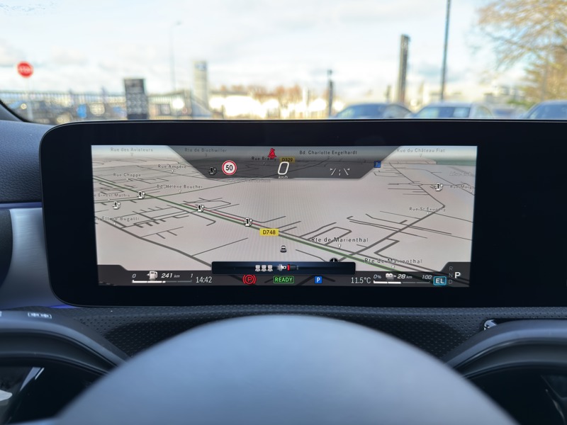 Image Mercedes-Benz CLASSE A 250 e Hybrid EQ AMG Line AMG Line 1770 Classe A 250 e AMG Line